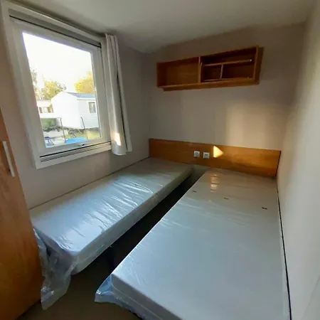 La Carabasse 4 Etoiles Mobilhome Neuf Emplacement Clo3 Confort 3 1 Sdb * Vias