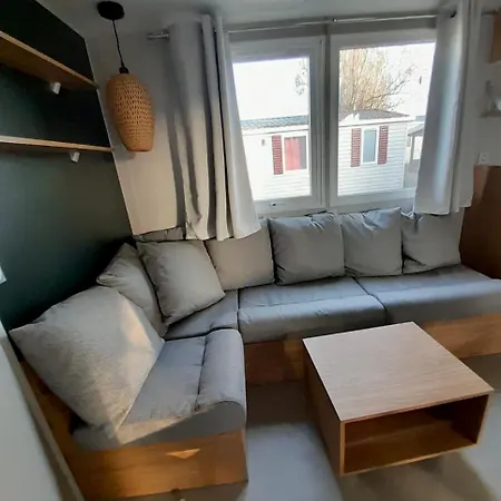La Carabasse 4 Etoiles Mobilhome Neuf Emplacement Clo3 Confort 3 1 Sdb Kemping Vias